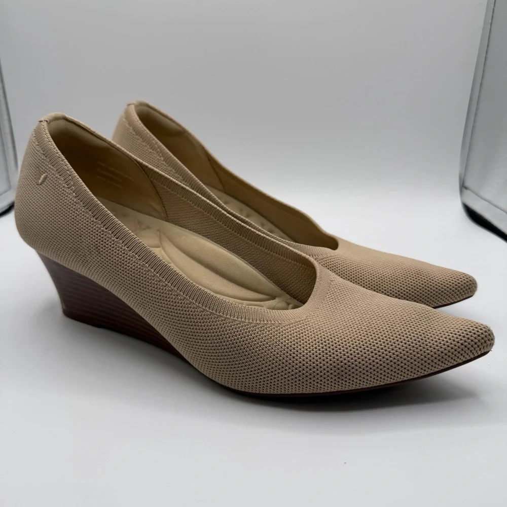 VIVAIA Aria Pointed Toe Wedge Heels Almond Beige Knit EU 41 US 10 Comfort